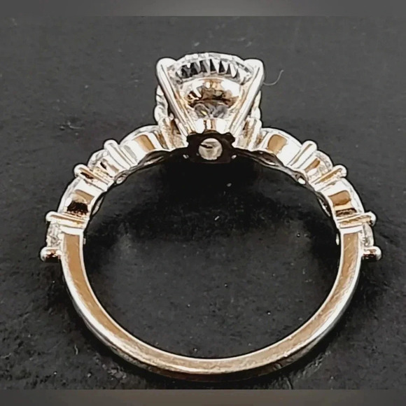 Sterling silver Oval Cut CZ Wedding Engagement Rings Promise Ring Sz 8.5 - Picture 4 of 8